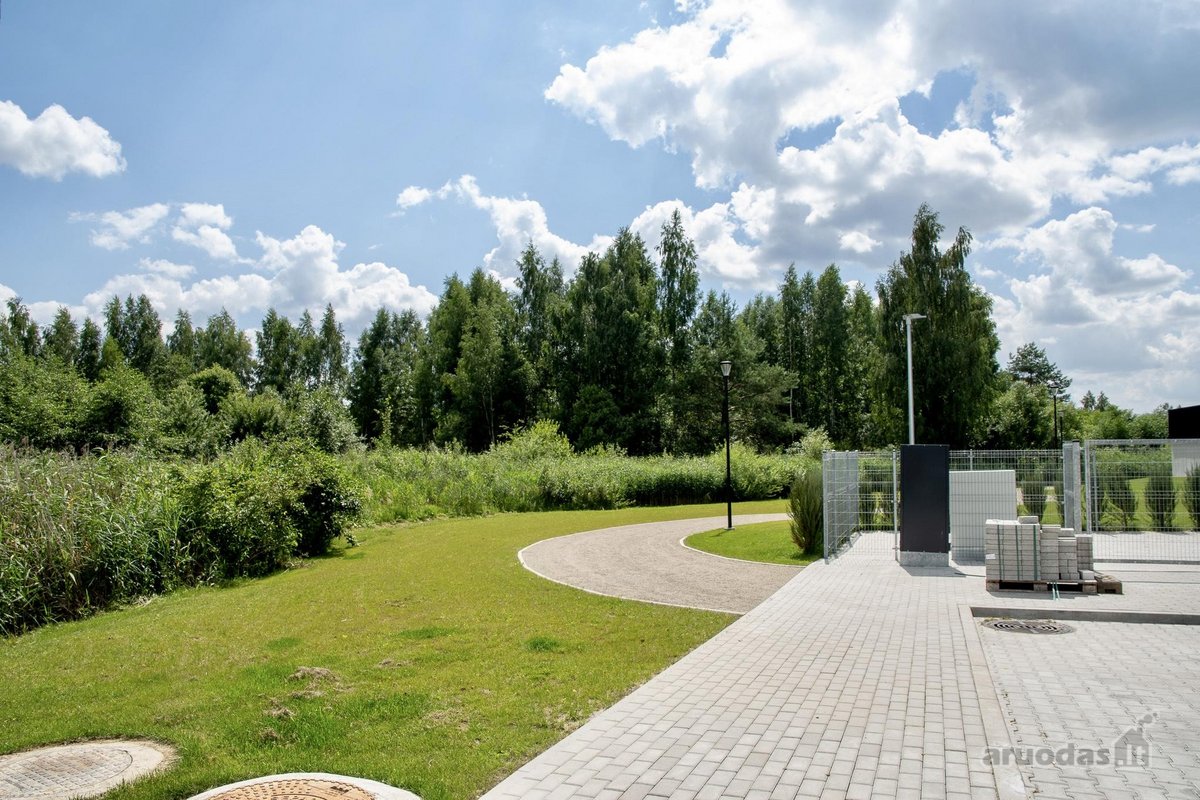 Parduodamas šviesus ir jaukus 2 kambarių - nuotraukos Nr. 26