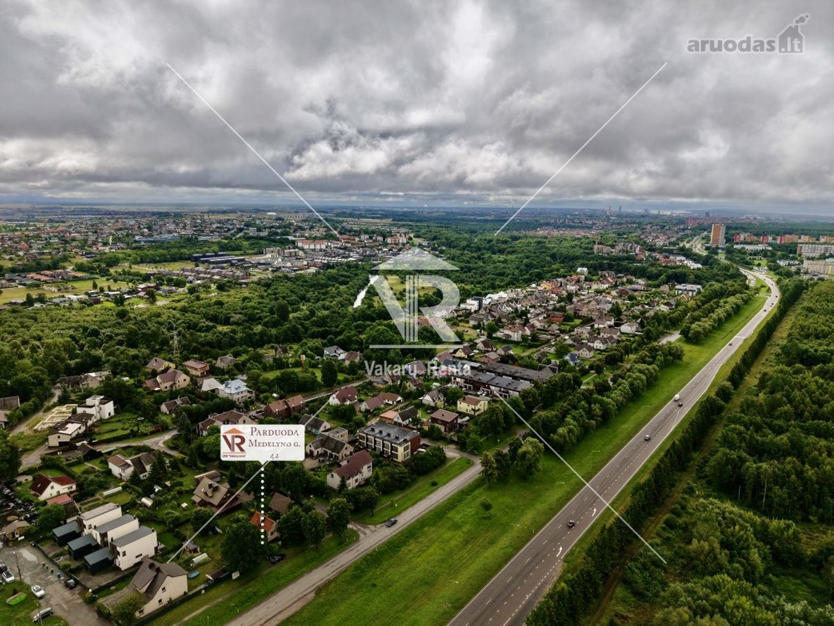 Parduodama 3 kambarių butas su 2,05 aro žemės - nuotraukos Nr. 9