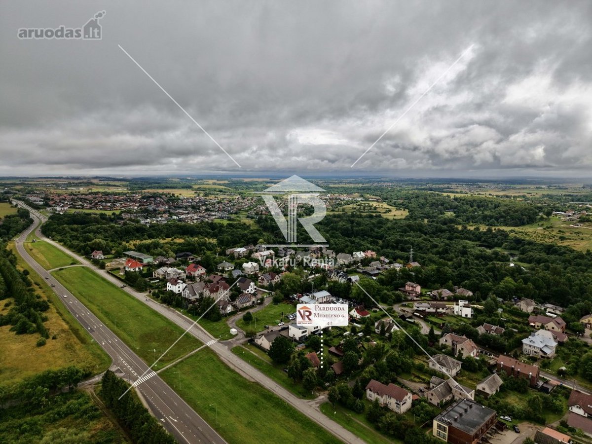 Parduodama 3 kambarių butas su 2,05 aro žemės - nuotraukos Nr. 11