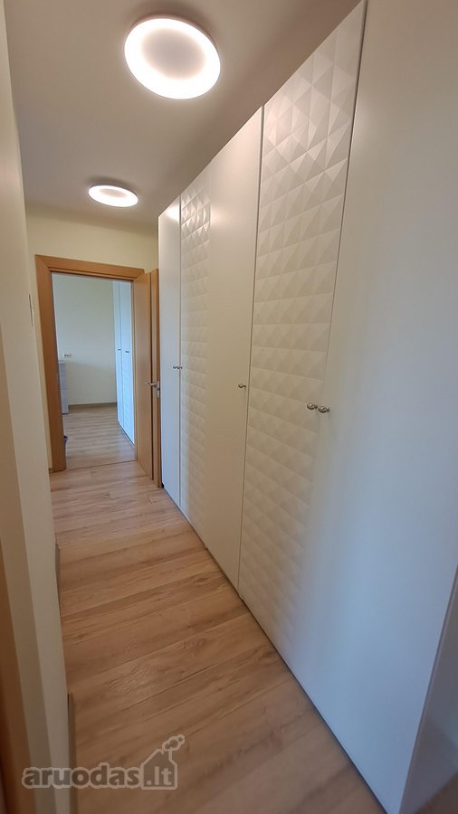 Šviesus ir šiltas butas, pietinė langų pusė. - nuotraukos Nr. 14