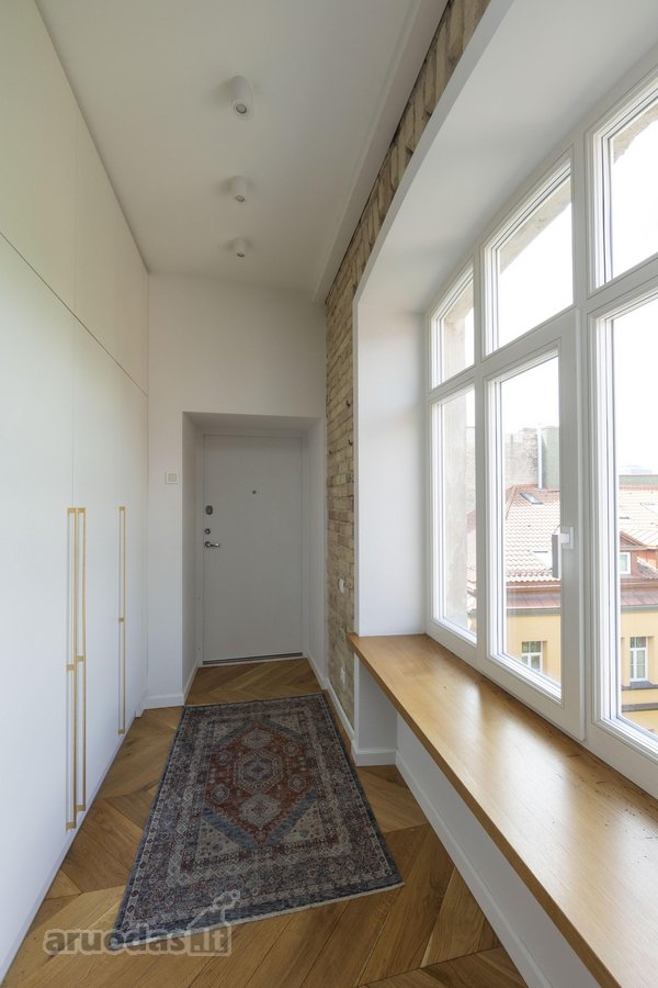 Pačioje Vilniaus širdyje priešais Katedrą - nuotraukos Nr. 3