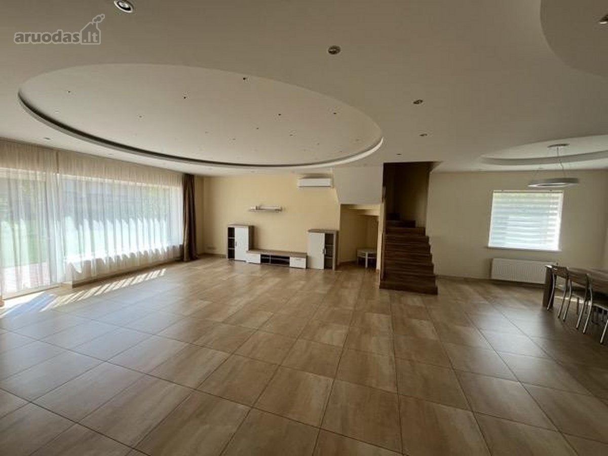 Išnuomojamas jaukus 200 m2 namas šalia - nuotraukos Nr. 12
