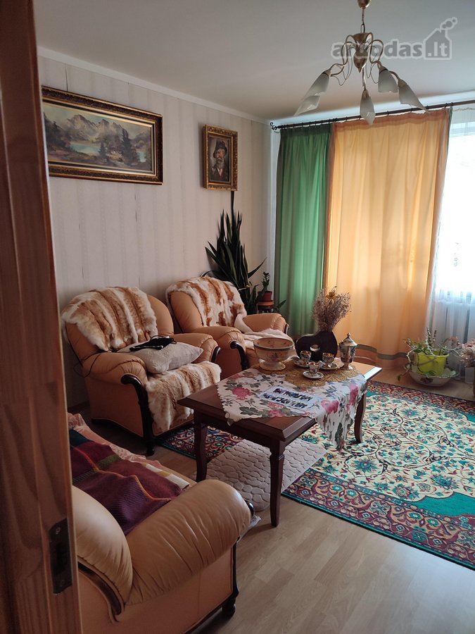 Parduodamas tvarkingas, šviesus 3 kambarių - nuotraukos Nr. 2
