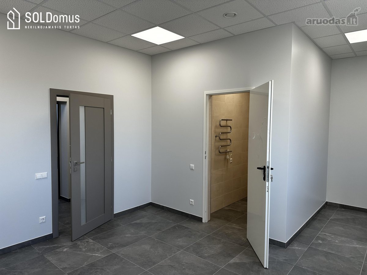 Išnuomojamos komercinės patalpos su 1.2 ha - nuotraukos Nr. 12