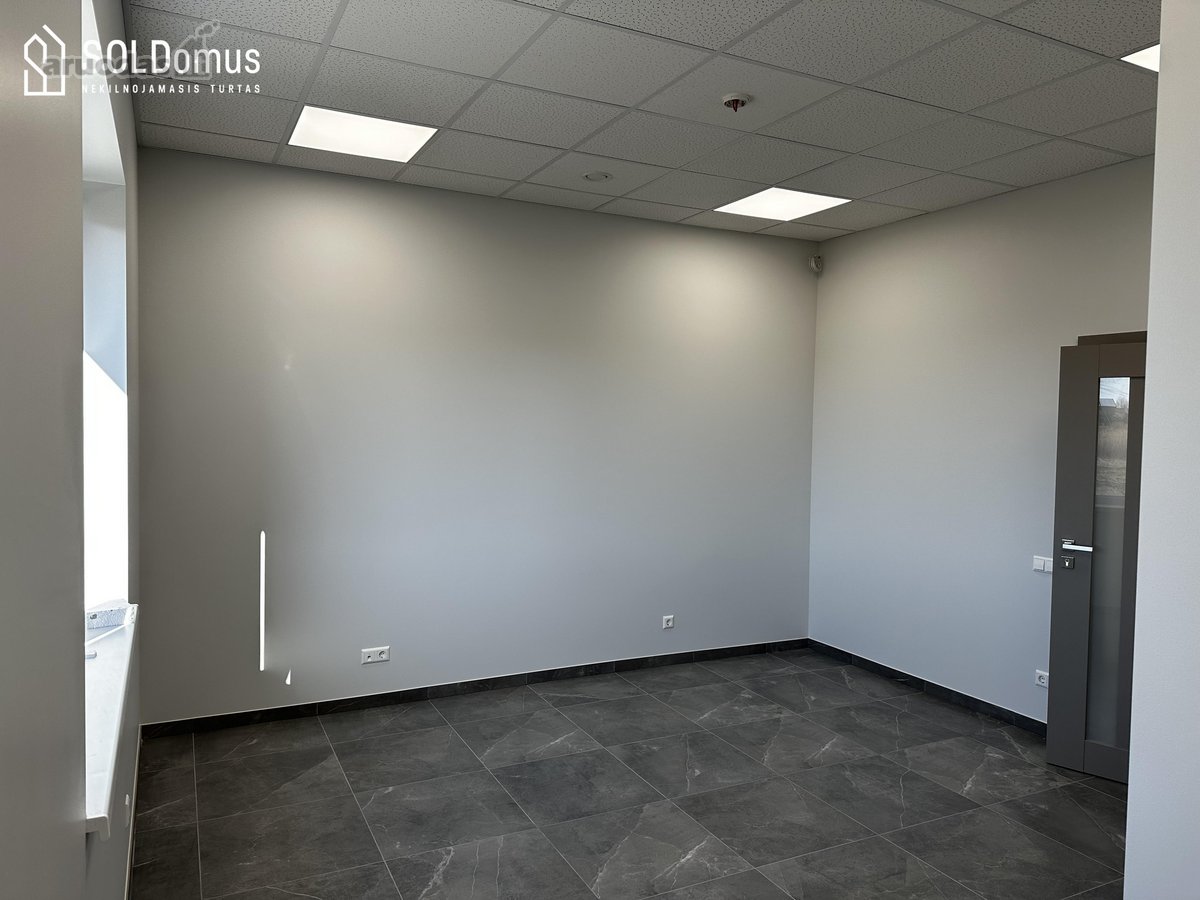 Išnuomojamos komercinės patalpos su 1.2 ha - nuotraukos Nr. 14