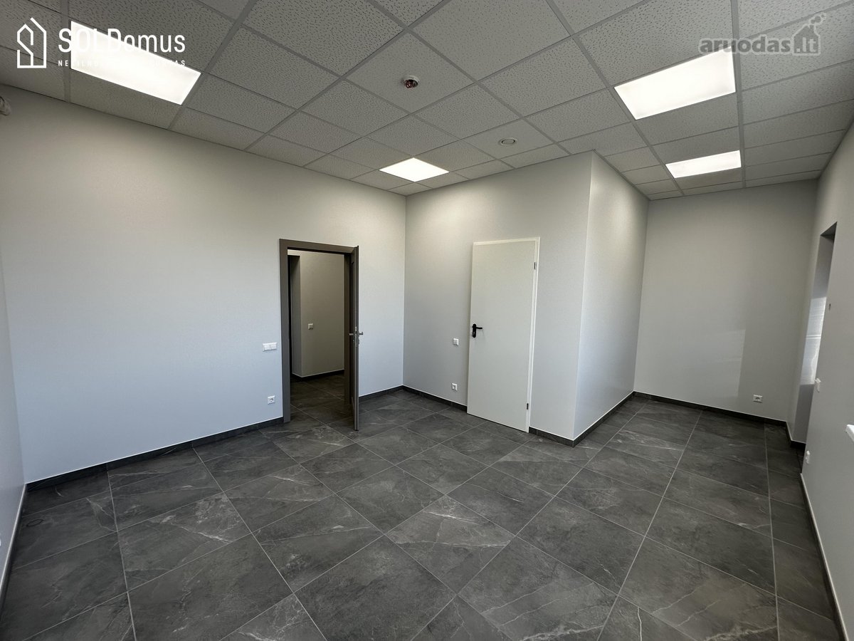 Išnuomojamos komercinės patalpos su 1.2 ha - nuotraukos Nr. 13