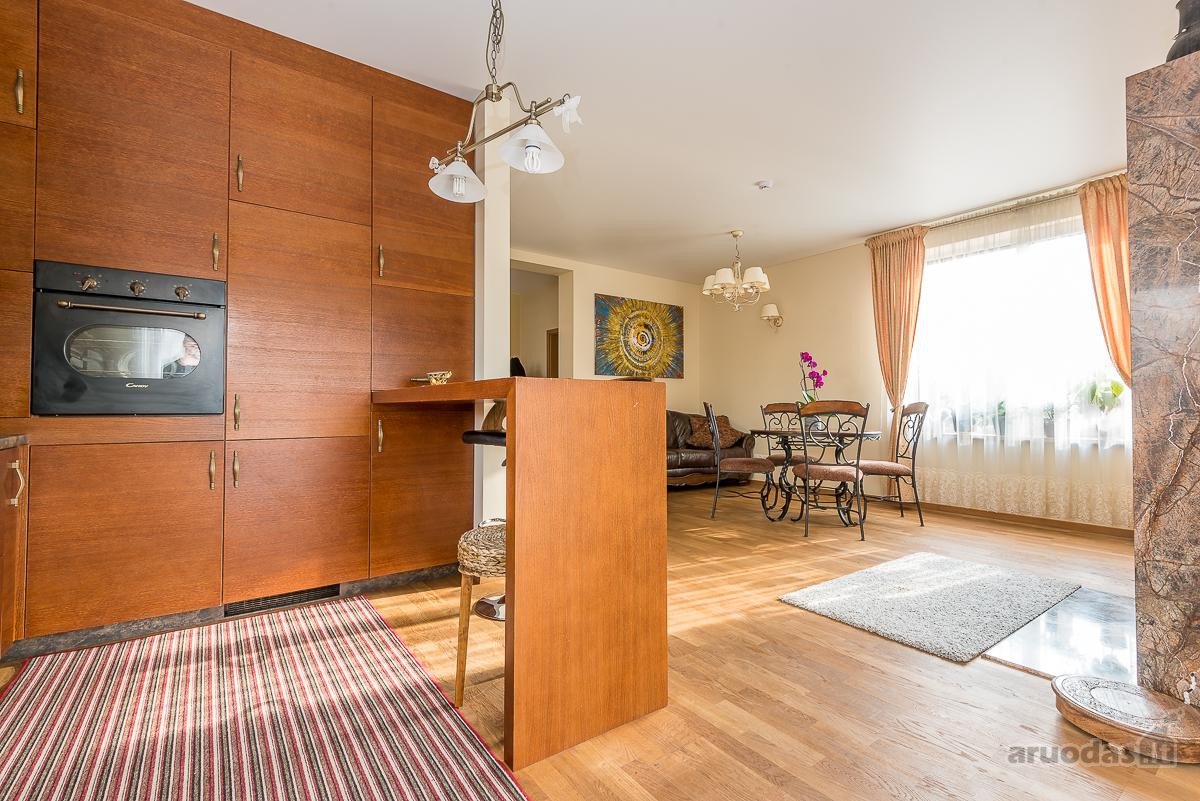 **Parduodamas 184 m² gyvenamasis namas - nuotraukos Nr. 36