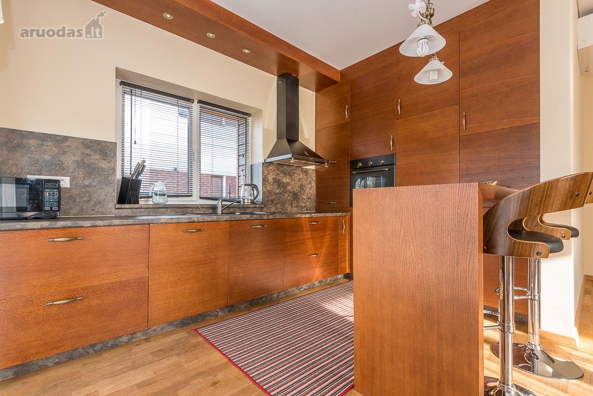 **Parduodamas 184 m² gyvenamasis namas - nuotraukos Nr. 38