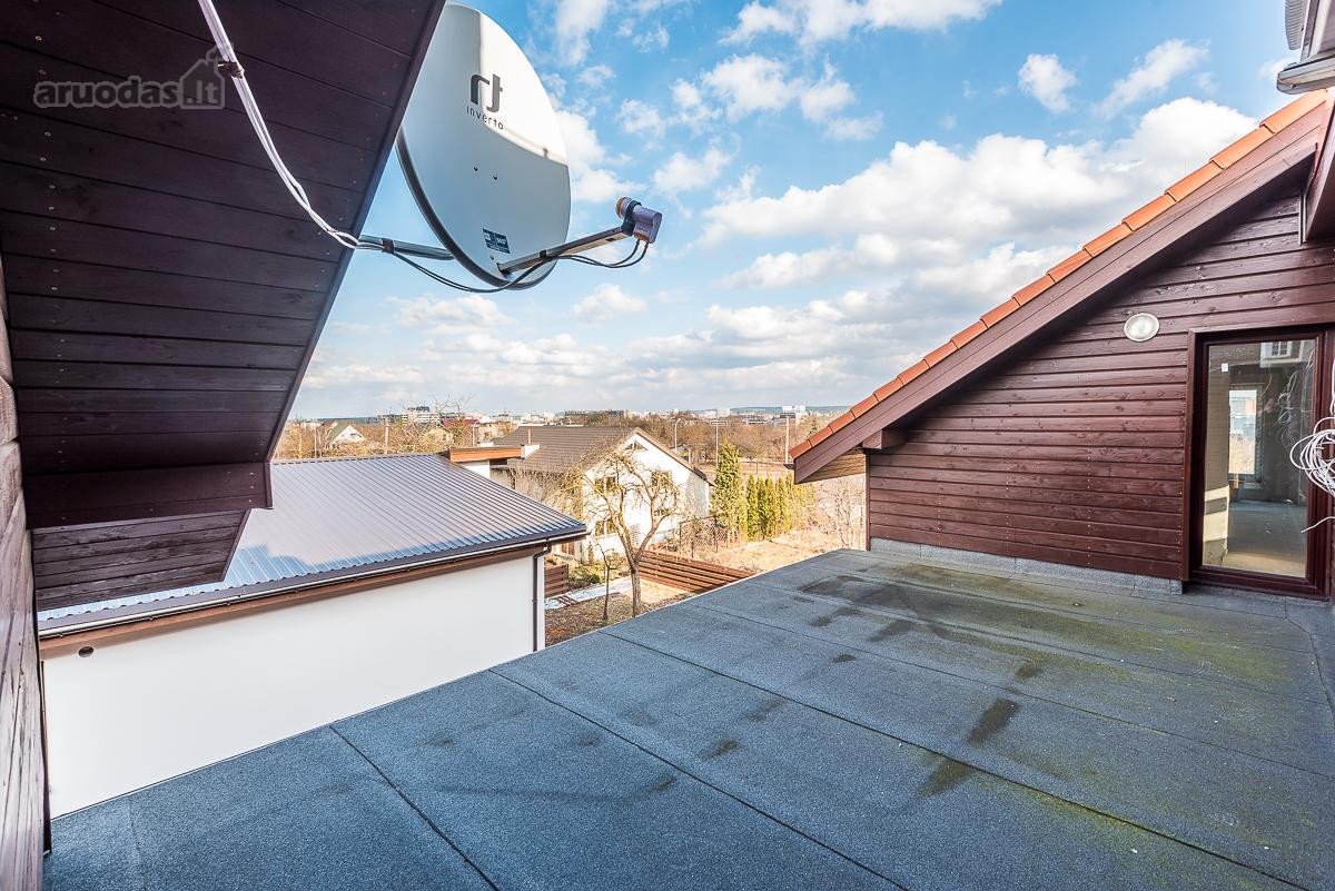 **Parduodamas 184 m² gyvenamasis namas - nuotraukos Nr. 42