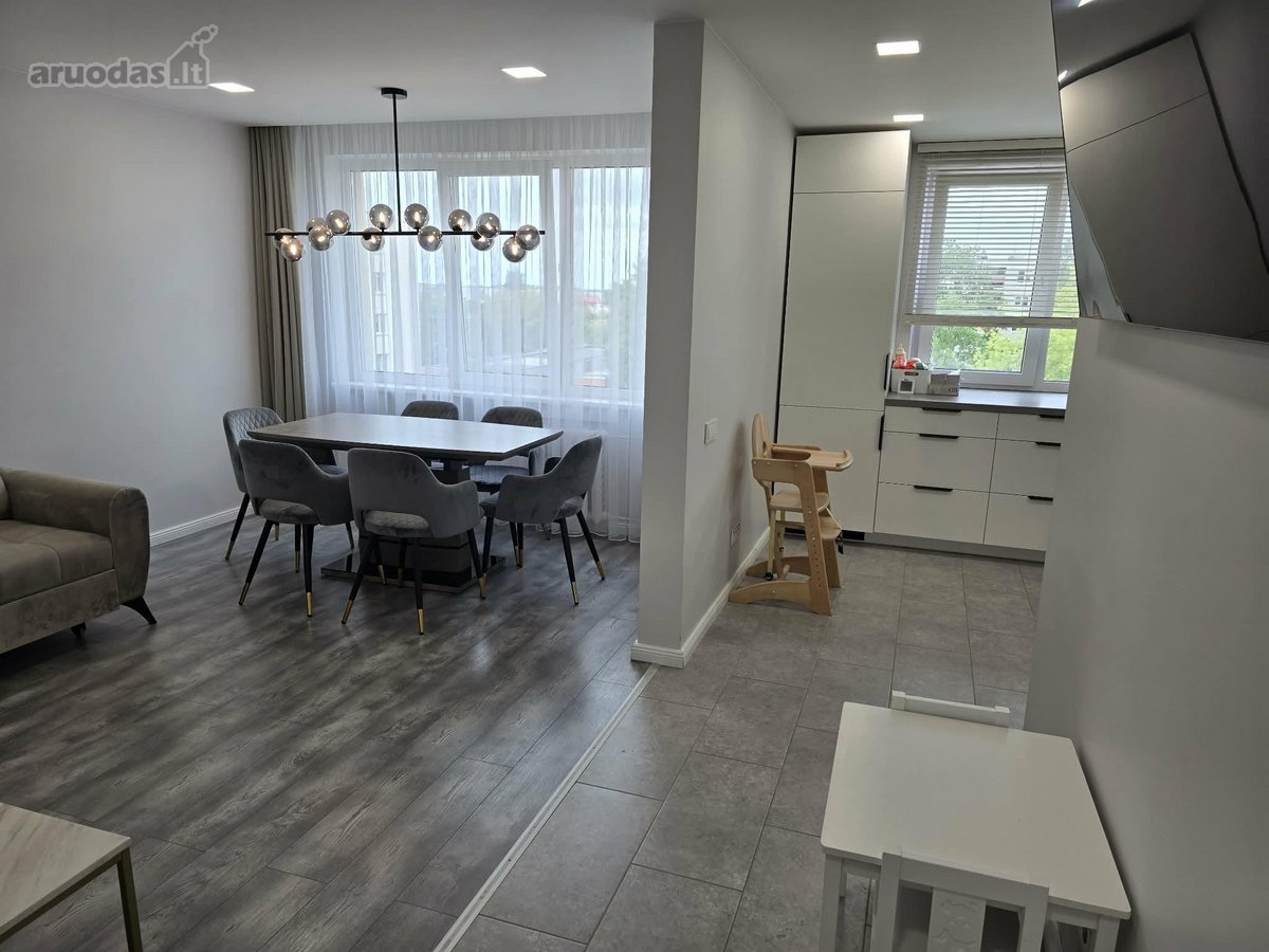 Parduodamas moderniai irengtas 3kambarių - nuotraukos Nr. 9