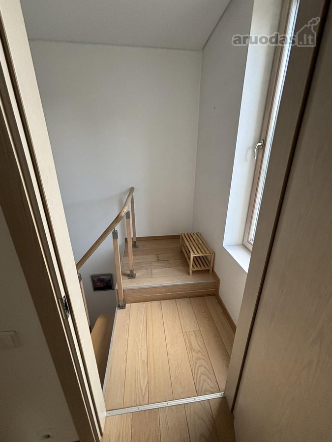 Parduodamas erdvus ir šviesus 2 kambarių, 56 - nuotraukos Nr. 14