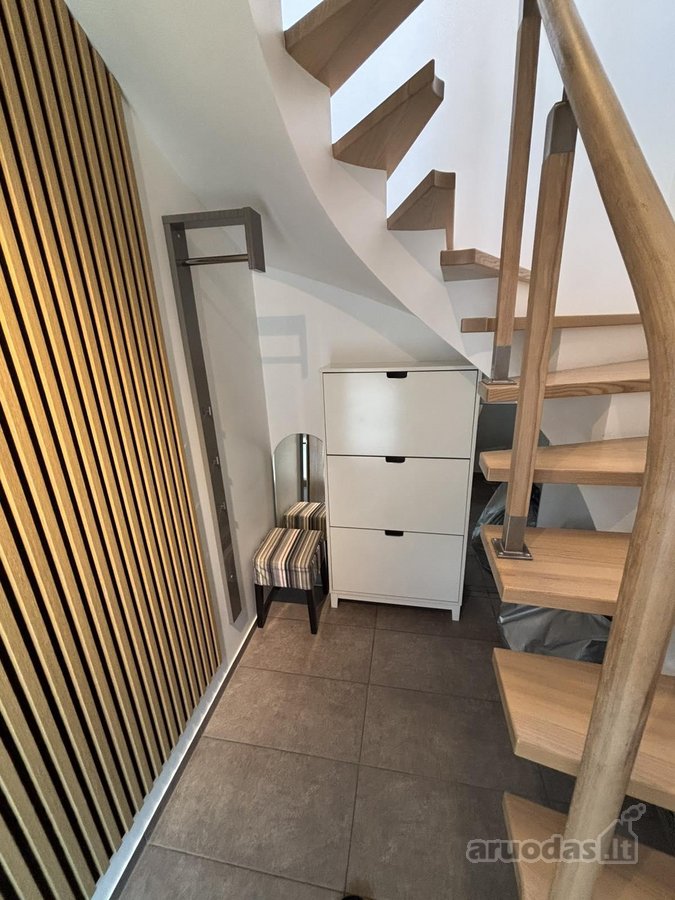 Parduodamas erdvus ir šviesus 2 kambarių, 56 - nuotraukos Nr. 17