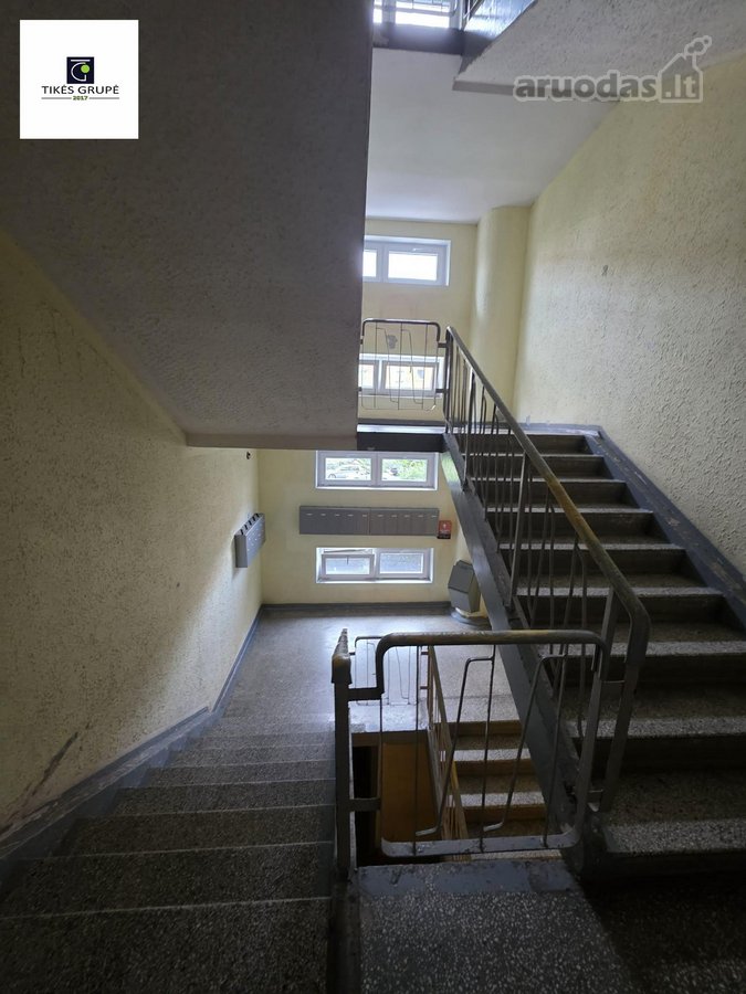 Parduodamas erdvus 2 kambarių butas su holu - nuotraukos Nr. 25