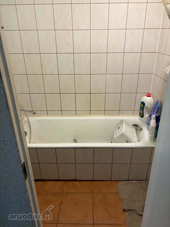 Parduodamas erdvus butas Dirvonėnų kaime. - nuotraukos Nr. 9