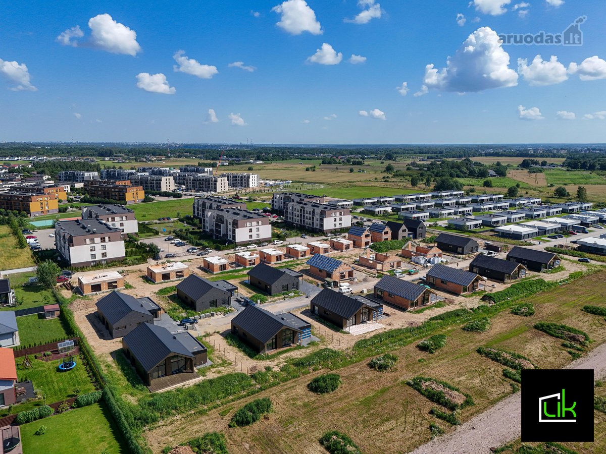 Namai sublokuoti per garažą, šios kvadratūros - nuotraukos Nr. 23