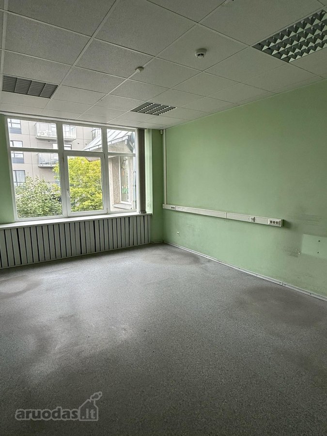 Parduodamas Administracinis Pastatas Su - nuotraukos Nr. 17
