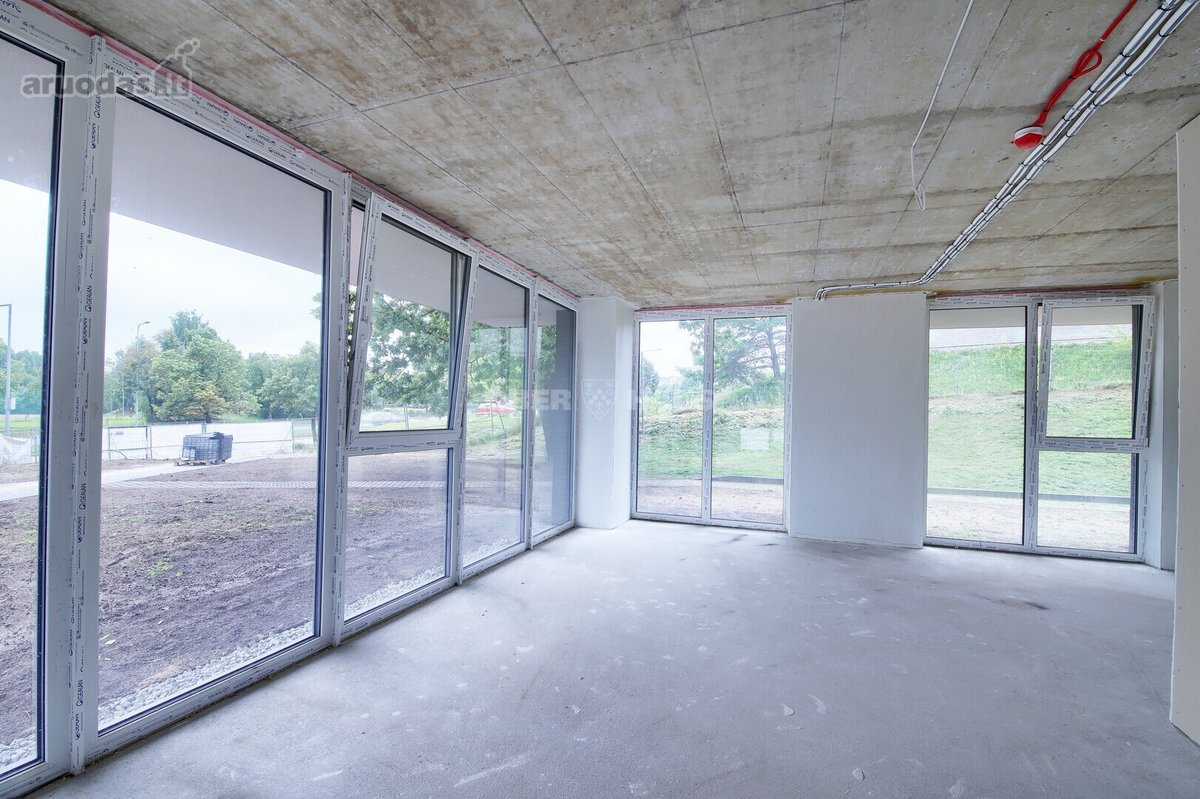 Nuomojamos 89,90 m² komercinės patalpos Rygos - nuotraukos Nr. 9