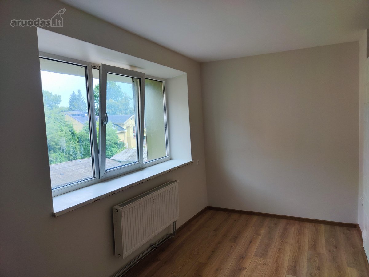 Parduodamas dviejų kambarių butas Molėtų - nuotraukos Nr. 10