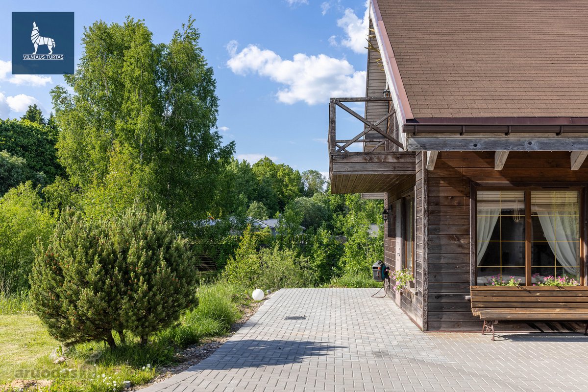 Parduodama išskirtinė, išpuoselėta sodyba - nuotraukos Nr. 11
