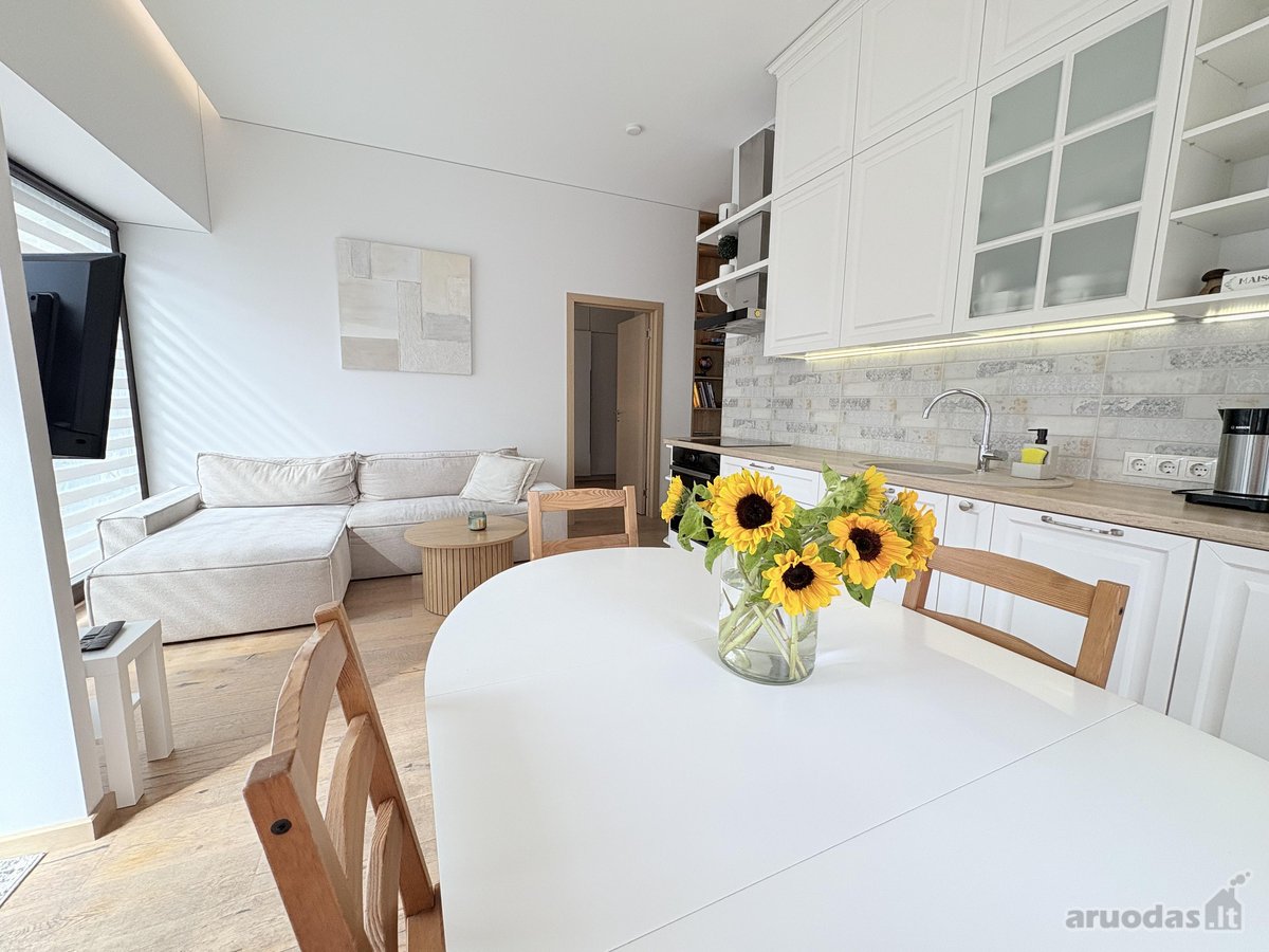 **3 kambarių apartamentai Palangos centre su - nuotraukos Nr. 2