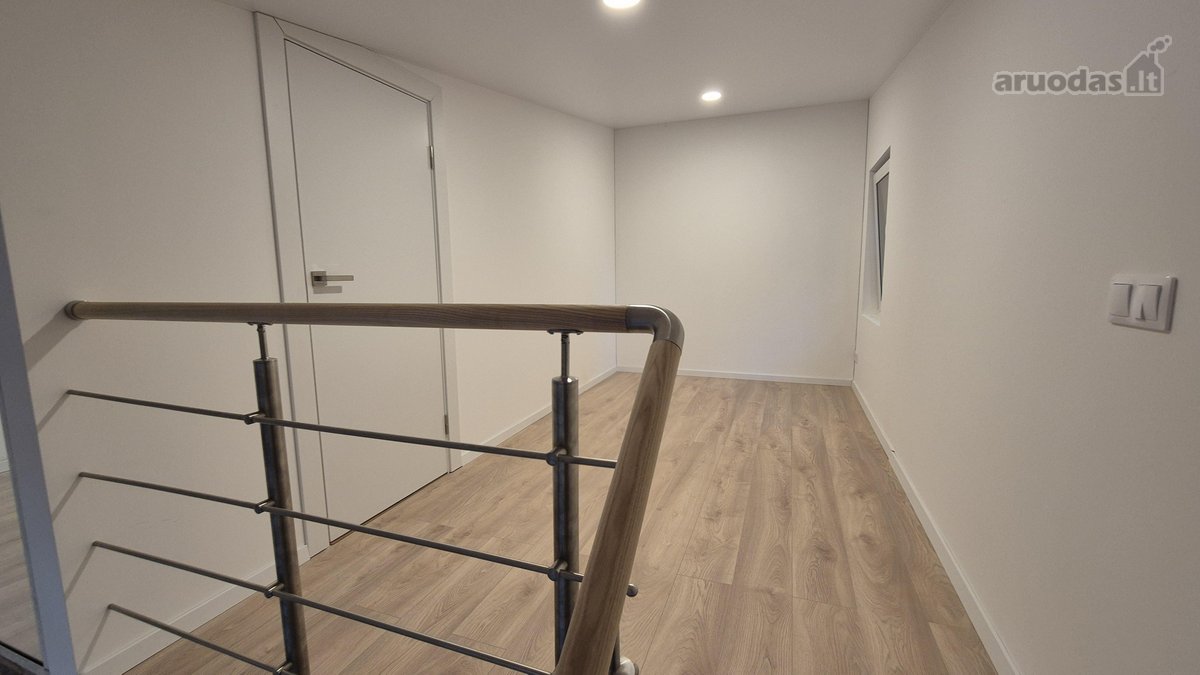 Išskirtinis 2 aukštų kotedžas su privačiu - nuotraukos Nr. 9