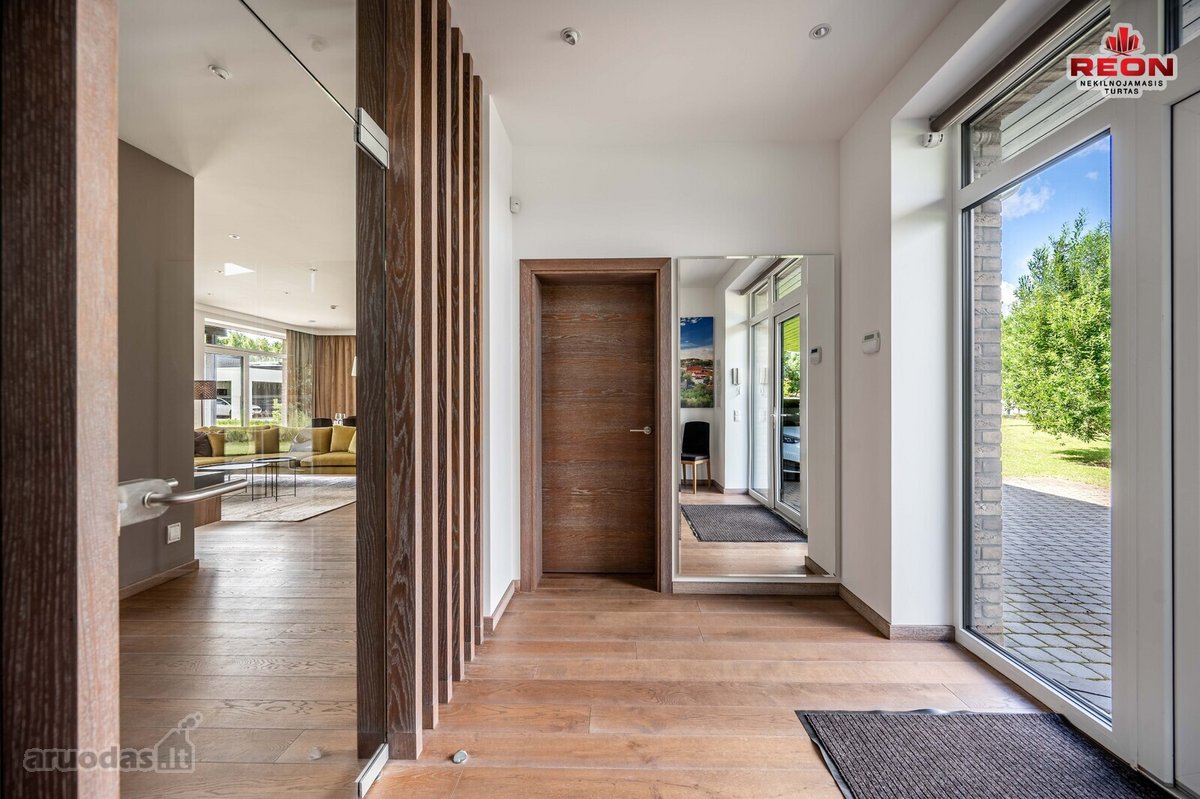 Modernus, Erdvus, Jaukus 167m² Namas - nuotraukos Nr. 49