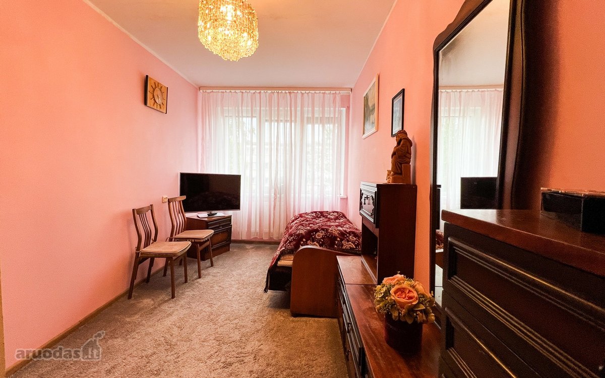 Parduodamas erdvus ir šviesus 4 kambarių - nuotraukos Nr. 11