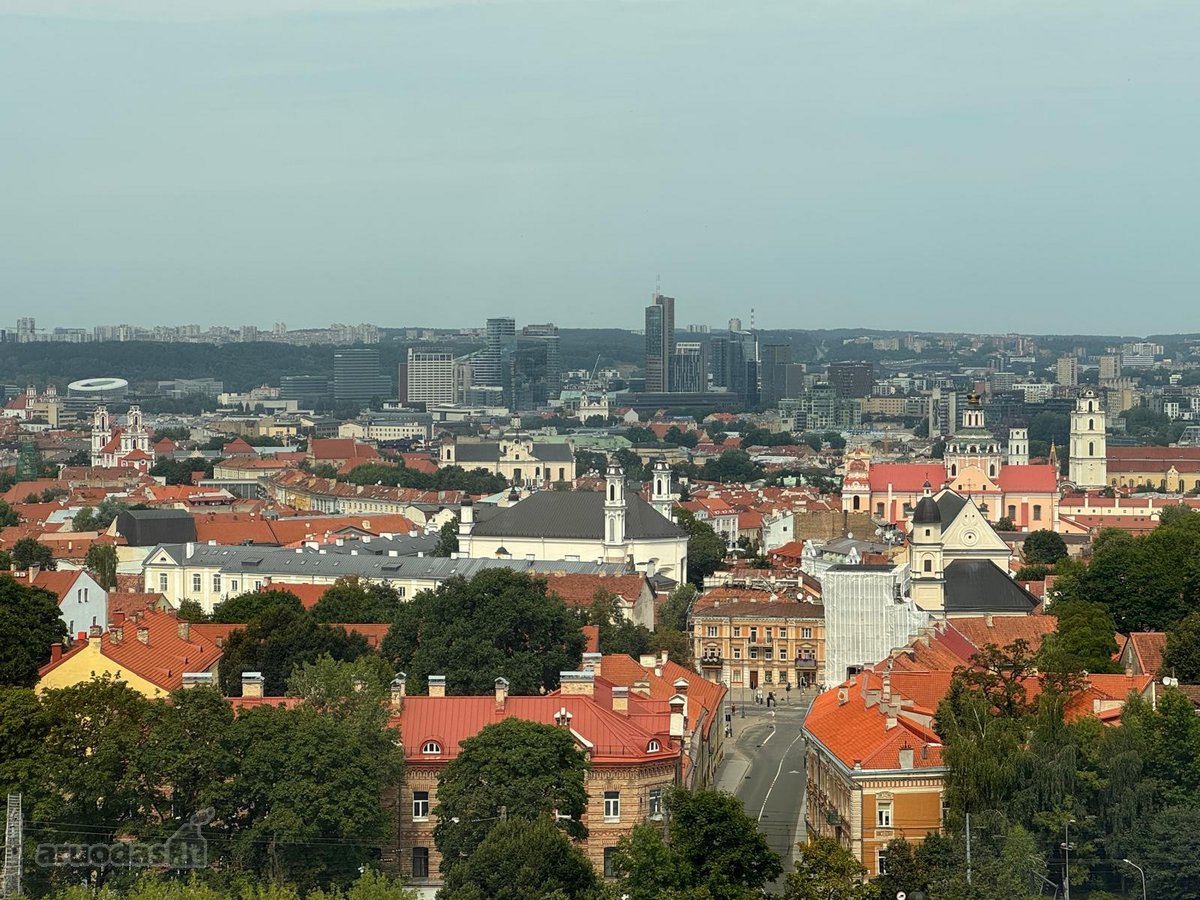 Nuomojamas erdvus, naujai įrengtas 3 kambarių - nuotraukos Nr. 4