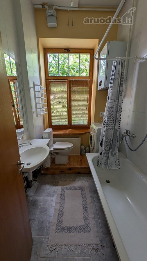 Nuomojamas trijų kambarių butas Vilniaus - nuotraukos Nr. 11