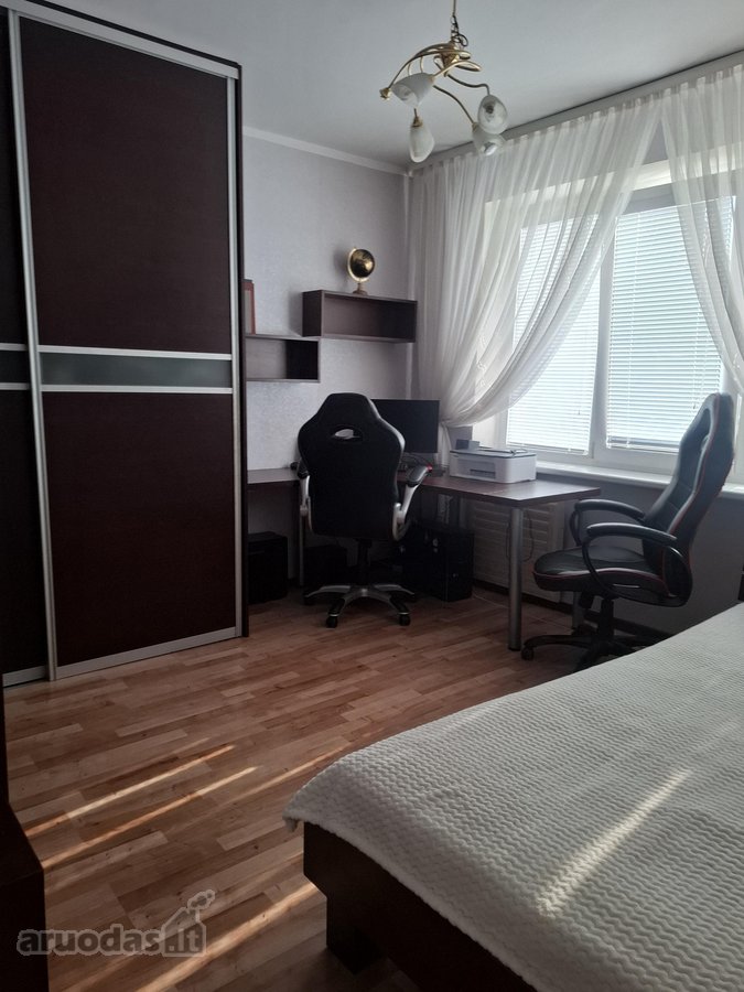 Parduodamas erdvus ir stilingas 4 kambarių - nuotraukos Nr. 15