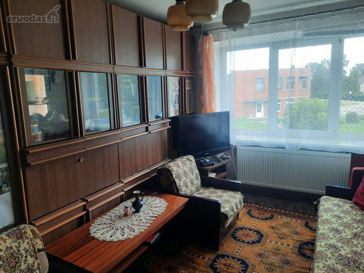 Parduodamas erdvus 3 kambarių butas antrame - nuotraukos Nr. 13