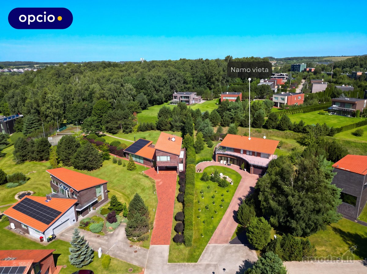 Parduodamas Išskirtinės Architektūros Namas - nuotraukos Nr. 2