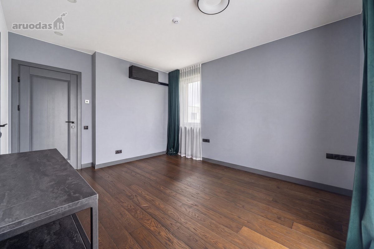 Parduodamas pilnai įrengtas 115 m² kotedžas - nuotraukos Nr. 18