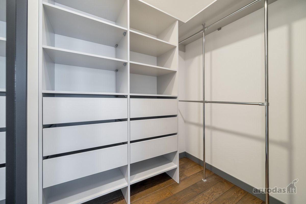 Parduodamas pilnai įrengtas 115 m² kotedžas - nuotraukos Nr. 22