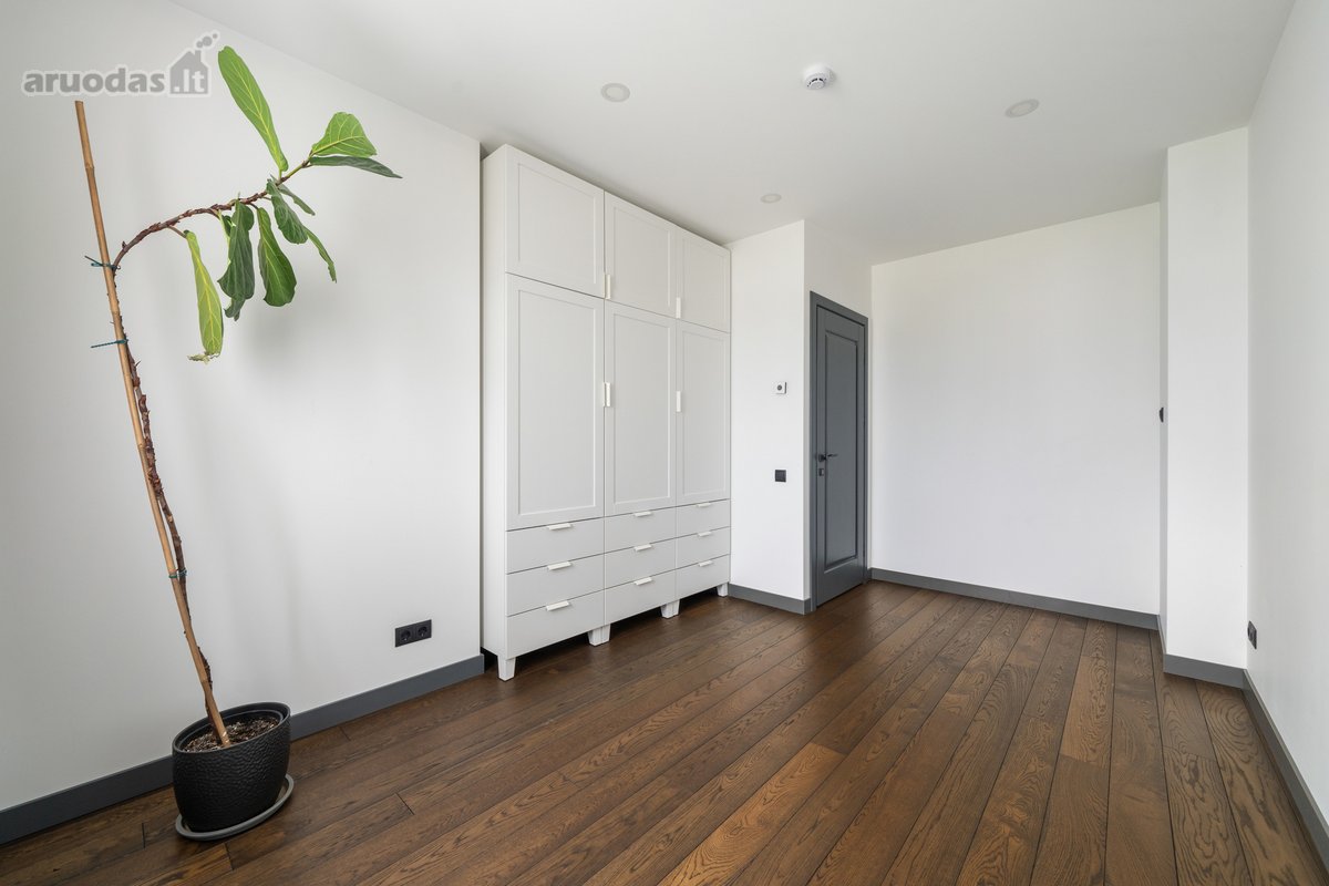 Parduodamas pilnai įrengtas 115 m² kotedžas - nuotraukos Nr. 24
