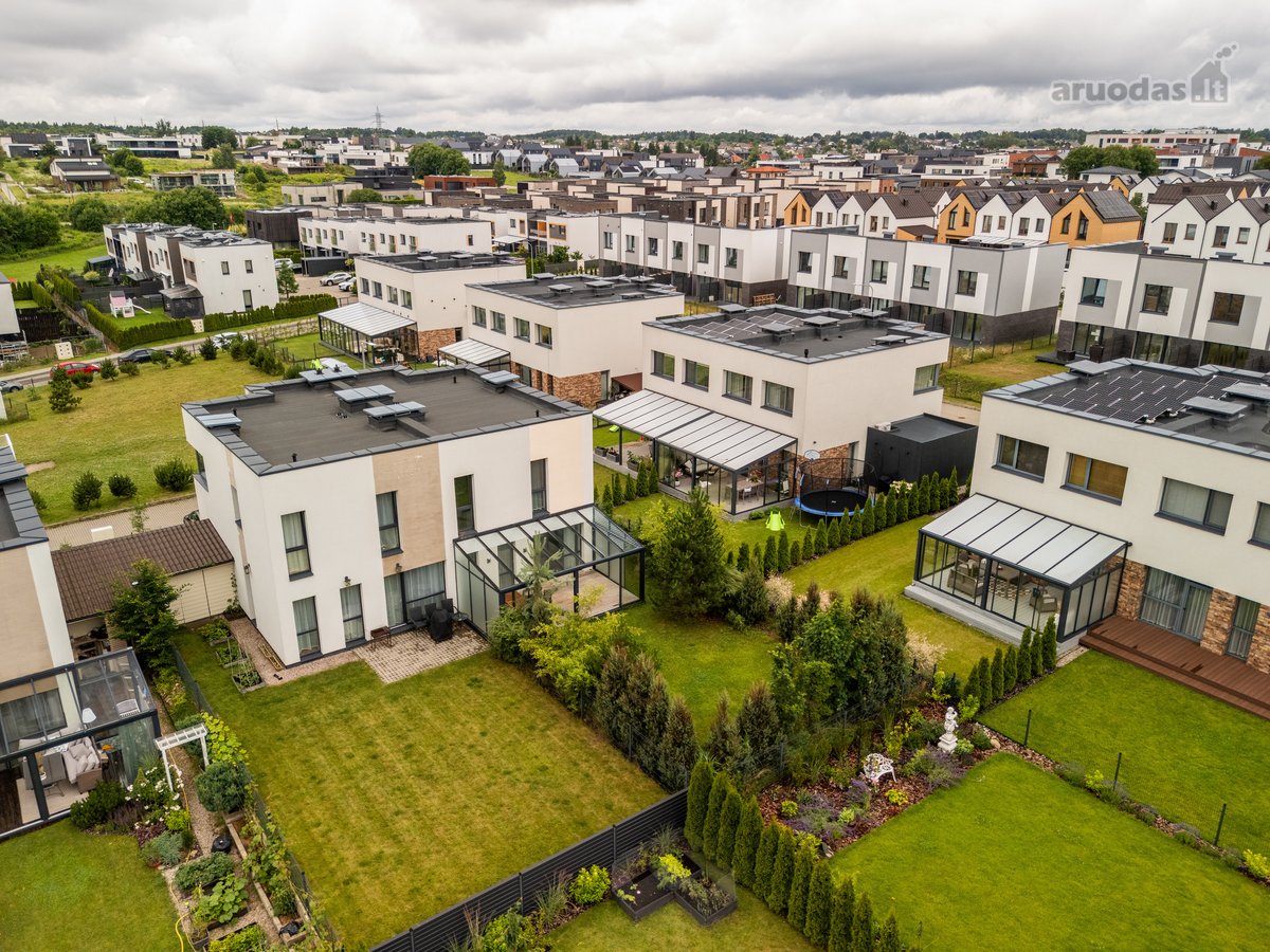 Parduodamas pilnai įrengtas 115 m² kotedžas - nuotraukos Nr. 37