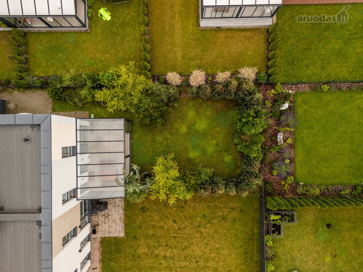 Parduodamas pilnai įrengtas 115 m² kotedžas - nuotraukos Nr. 39