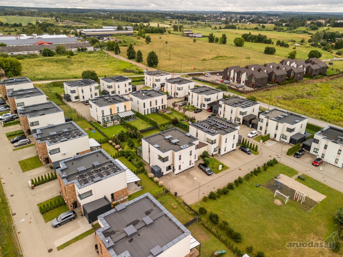 Parduodamas pilnai įrengtas 115 m² kotedžas - nuotraukos Nr. 41