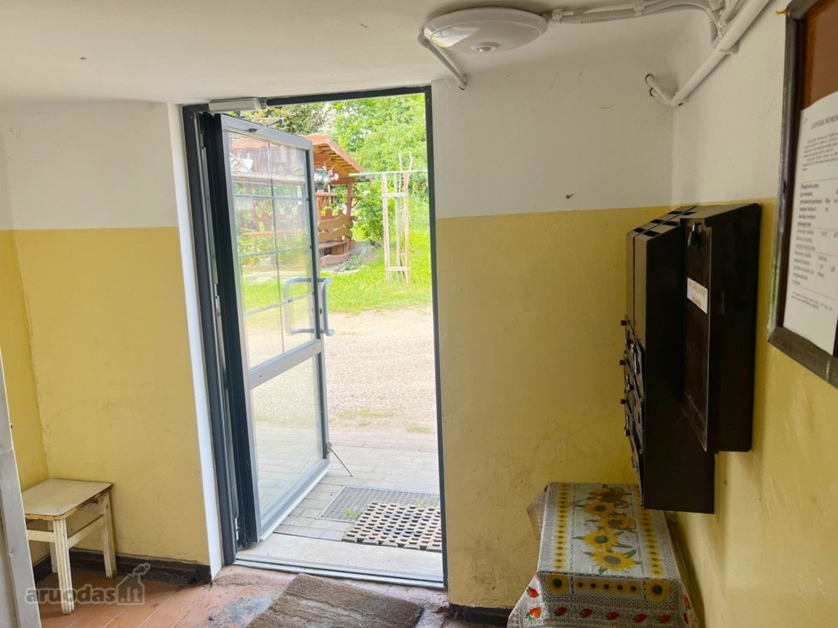 Zarasų mieste, K. Būgos gatvėje, renovuotame - nuotraukos Nr. 15