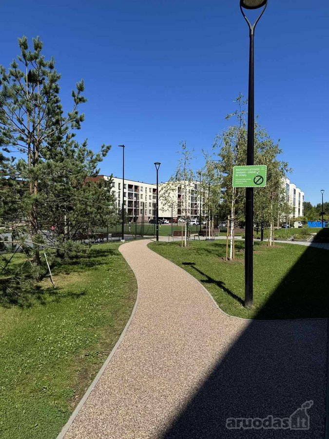 Parduodamas jaukus ir šviesus 3 kambarių - nuotraukos Nr. 27