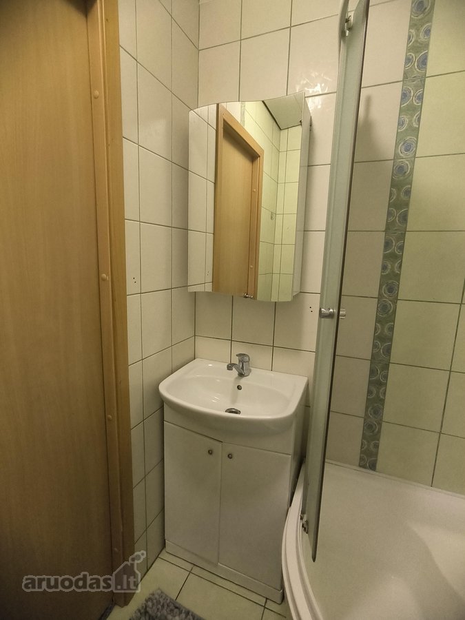 Parduodamas šviesus, jaukus ir funkcionaliai - nuotraukos Nr. 13