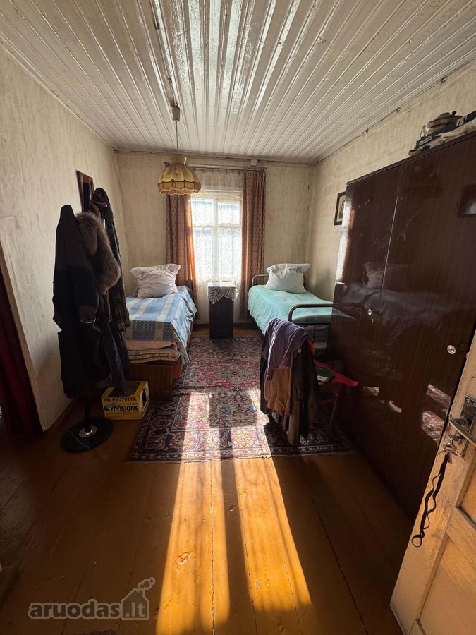 Parduodamas namas su erdviu 28 arų sklypu - nuotraukos Nr. 16
