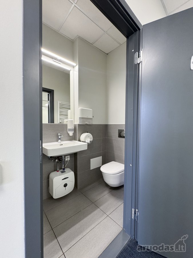 Nuomojamos 309 m² komercinės patalpos vienoje - nuotraukos Nr. 18