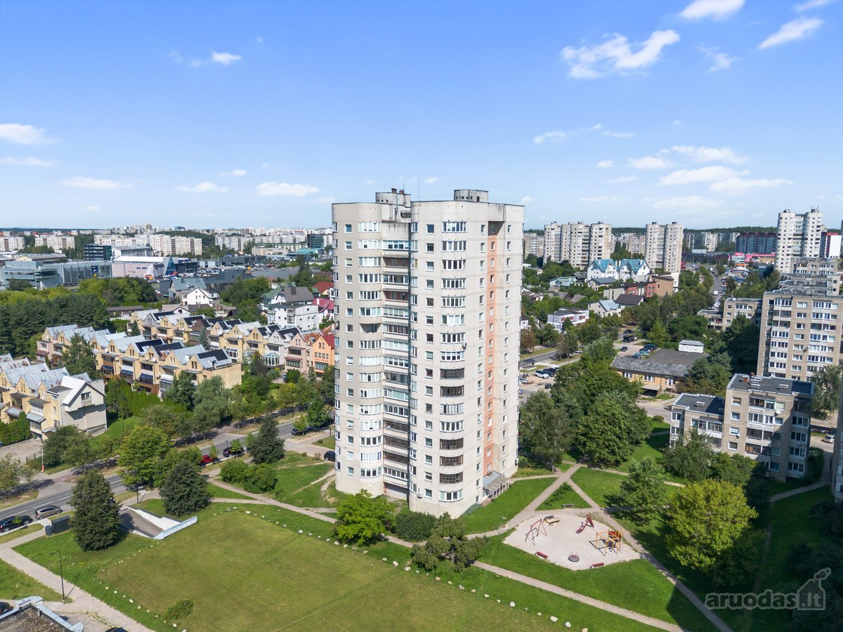 Parduodamas šviesus ir prižiūrėtas 4 kambarių - nuotraukos Nr. 31