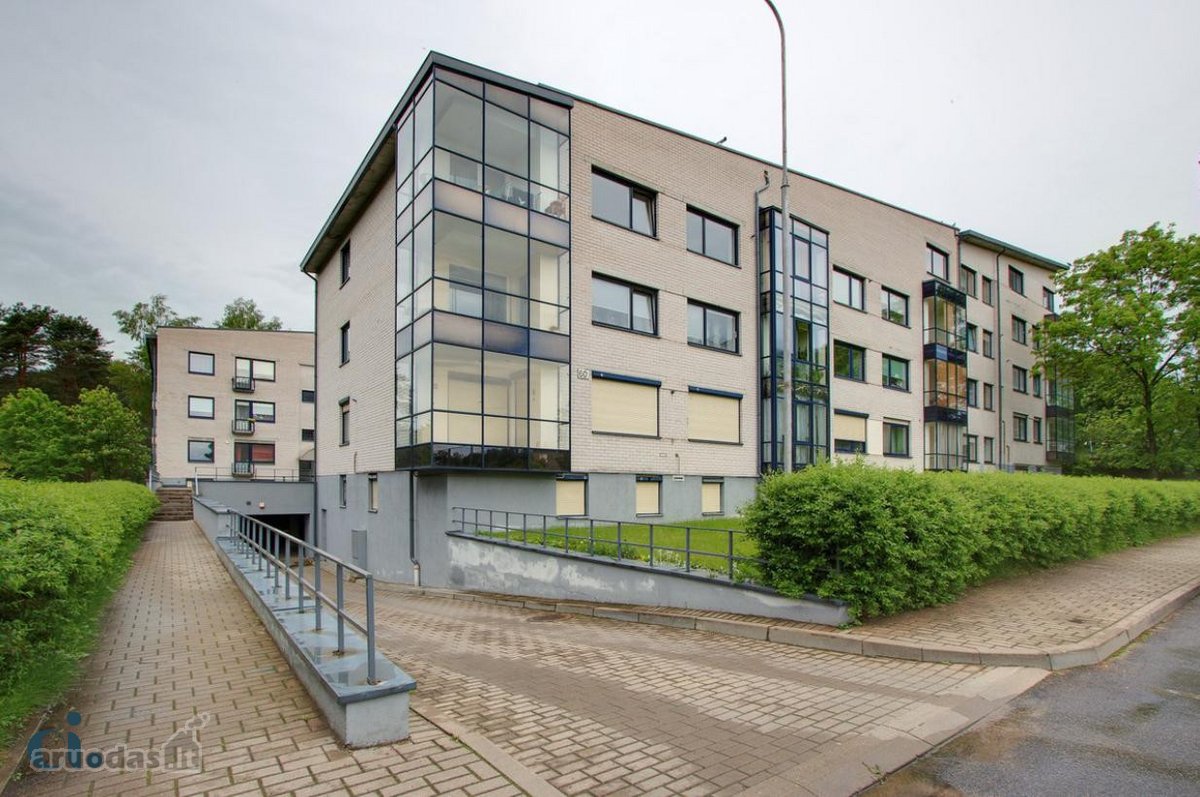 Parduodamas erdvus 4 kambarių butas per du - nuotraukos Nr. 18