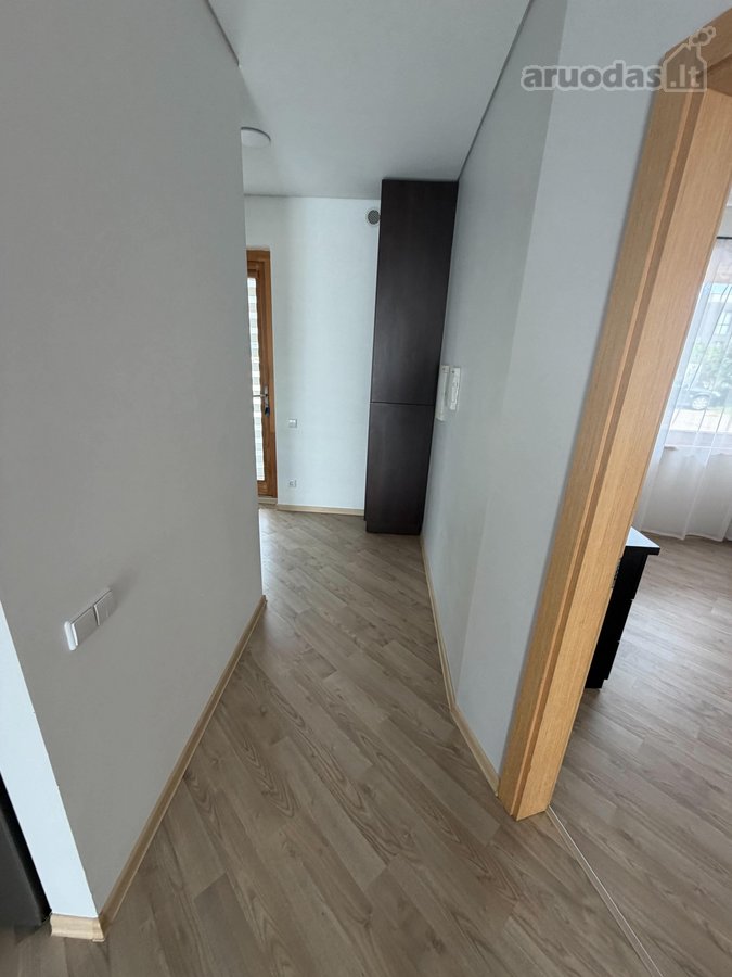 Nuomojamas erdvus 3 kambarių butas Vytėnuose! - nuotraukos Nr. 5