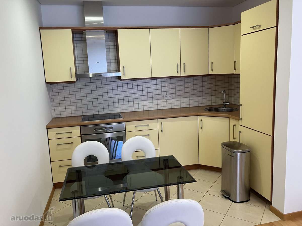 Išnuomojamas jaukus, šviesus dviejų kambarių - nuotraukos Nr. 2
