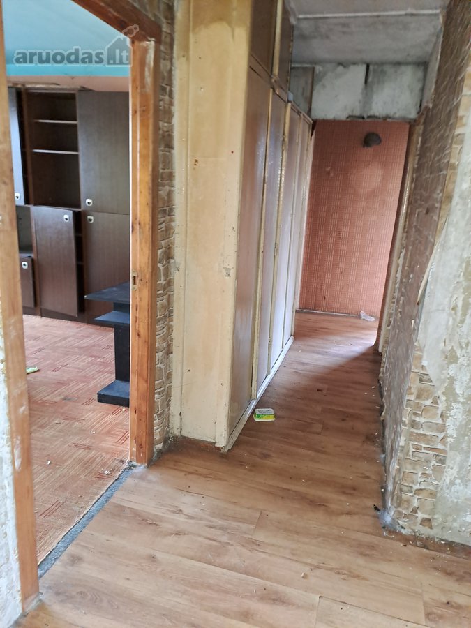 Parduodamas 3 kambarių butas su 1/8 ūkinio - nuotraukos Nr. 4
