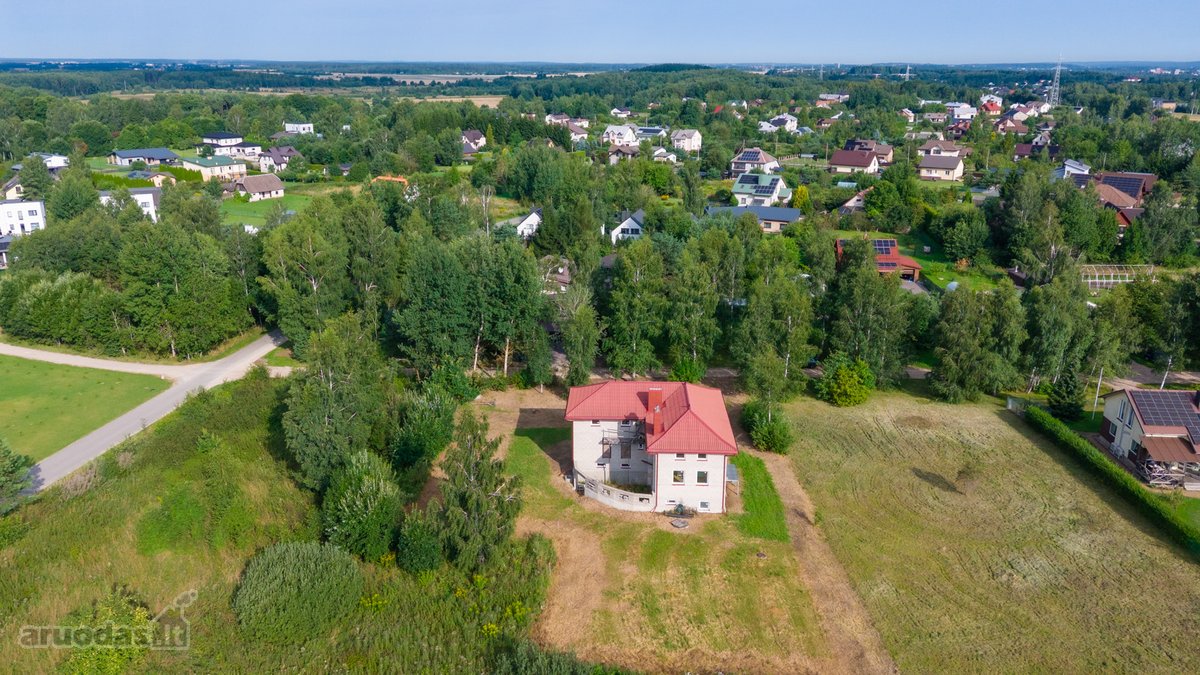 Parduodamas Erdvus 340 Kv. M Namas Pagiriuose - nuotraukos Nr. 32
