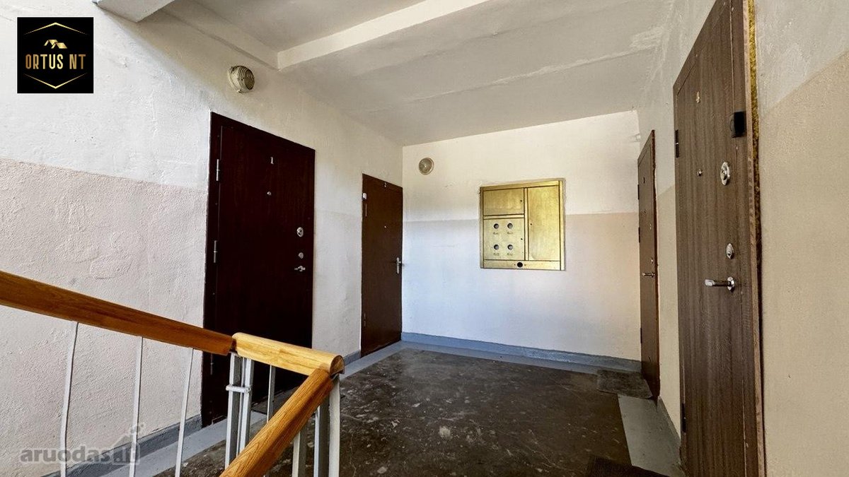 Parduodamas 3 kambarių butas su privačiu 14,6 - nuotraukos Nr. 10